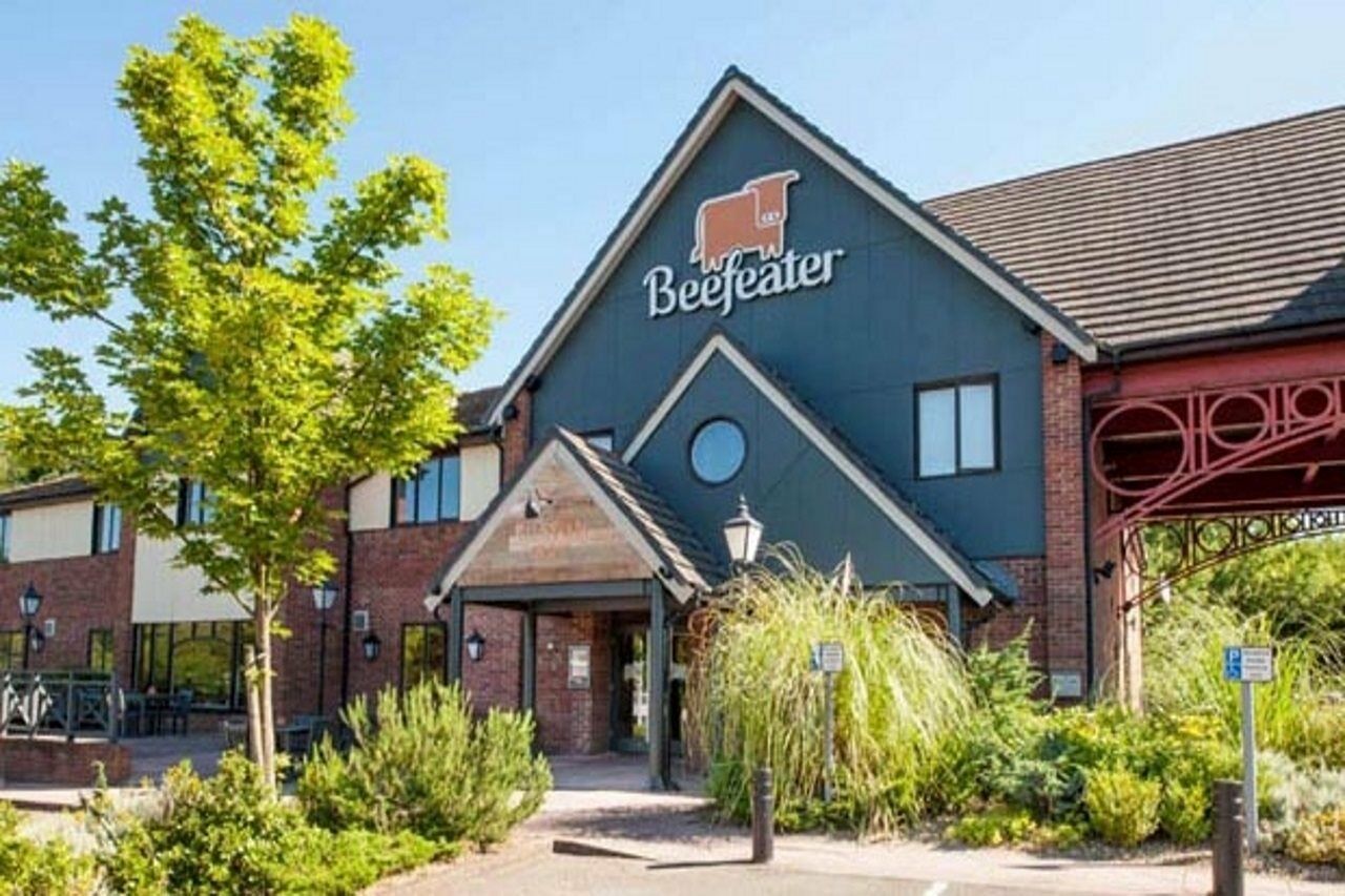 Premier Inn Telford Central Екстериор снимка